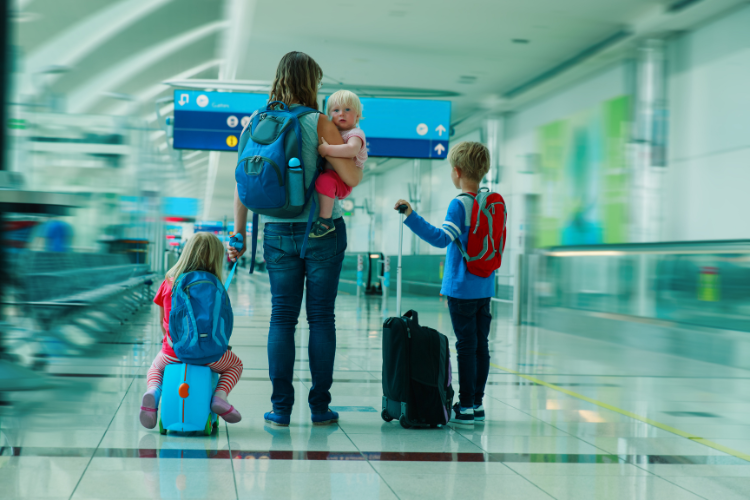 20 Genius Travel Hacks For Parents