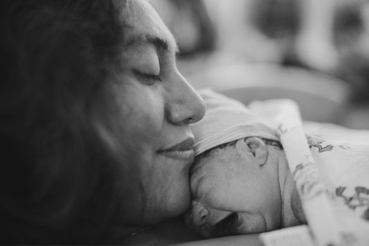 How to Support a Mom Who Has Just Given Birth